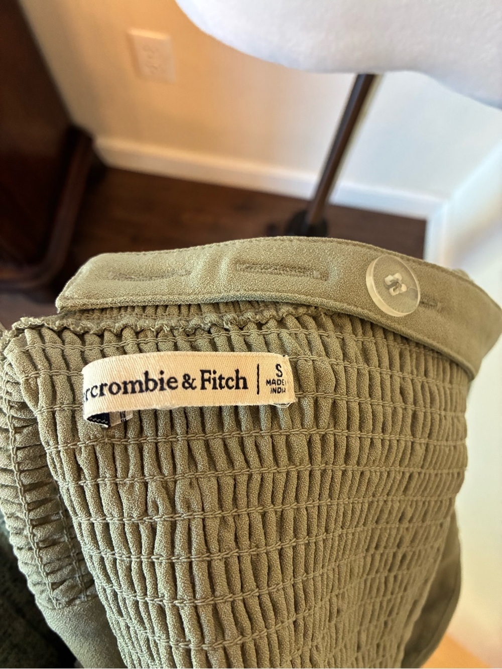 Abercrombie & Fitch Olive Square-Neck Crop Top - Picture 5 of 5